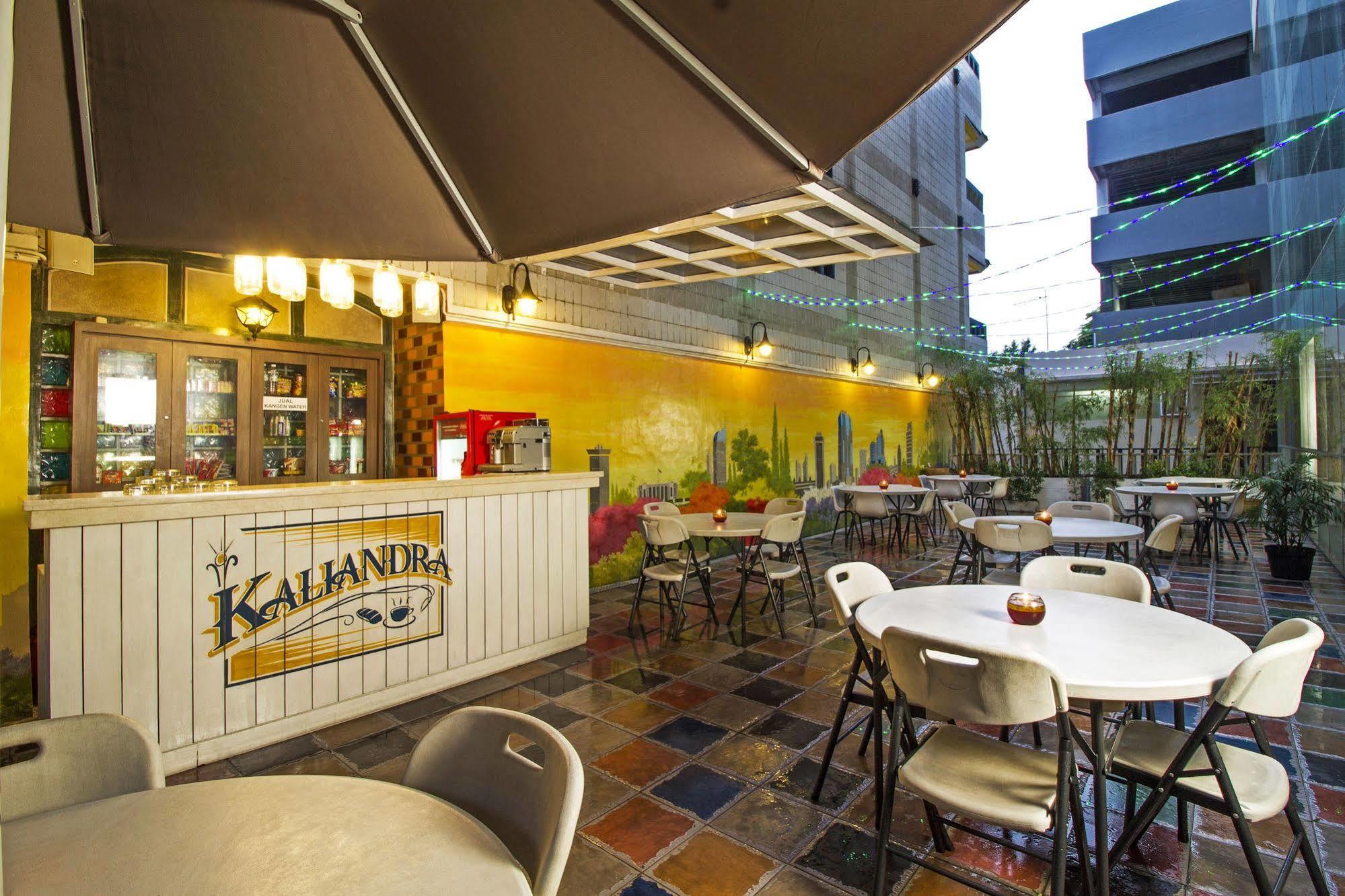 Reddoorz Premium @ Thamrin Kebon Sirih Hotel Jakarta Luaran gambar